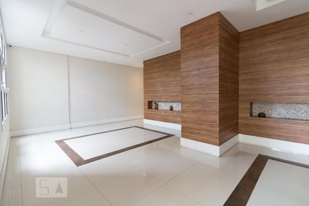 Apartamento para alugar com 68m², 2 quartos e 1 vagaHall de entrada do bloco