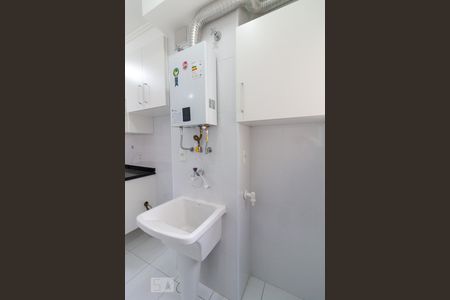 Apartamento para alugar com 68m², 2 quartos e 1 vagaÁrea de serviço