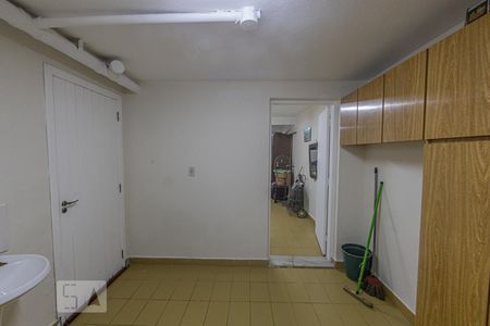 Casa à venda com 164m², 3 quartos e 2 vagasBanheiro Social 2