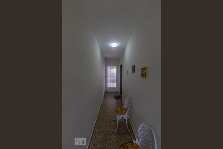 Casa à venda com 164m², 3 quartos e 2 vagasCorredor