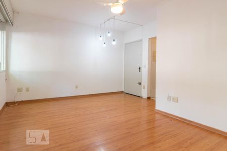 Sala de apartamento para alugar com 1 quarto, 46m² em Petrópolis, Porto Alegre