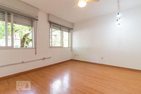 Sala de apartamento para alugar com 1 quarto, 46m² em Petrópolis, Porto Alegre