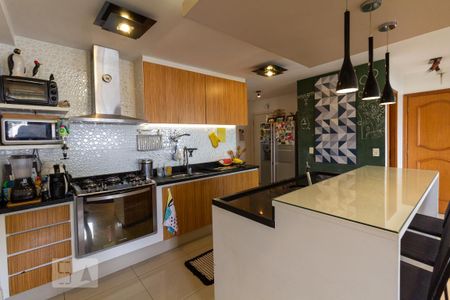Apartamento para alugar com 115m², 2 quartos e 2 vagas Apartamento para alugar com 115m², 2 quartos e 2 vagasCozinha