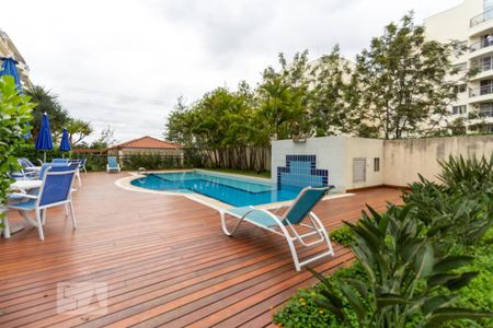 Apartamento para alugar com 115m², 2 quartos e 2 vagas Apartamento para alugar com 115m², 2 quartos e 2 vagasPiscina