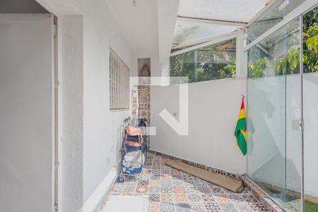 Casa à venda com 430m², 4 quartos e 2 vagasCasa 2 - Área de Serviço