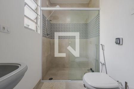 Casa à venda com 430m², 4 quartos e 2 vagasBanheiro da Suíte 1