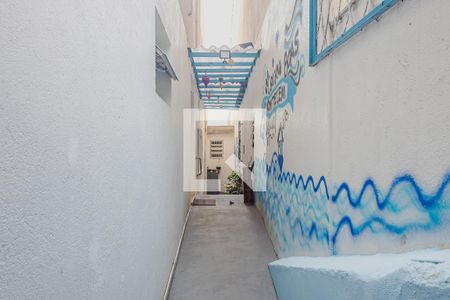 Casa à venda com 430m², 4 quartos e 2 vagasEntrada