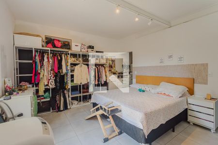 Casa à venda com 430m², 4 quartos e 2 vagasSuíte 2