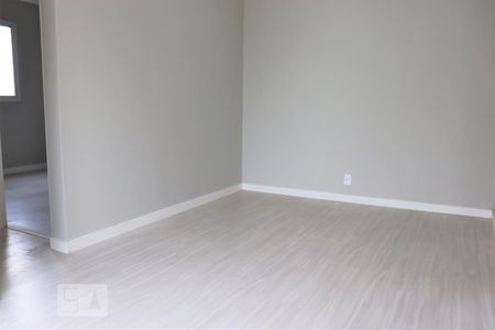 Sala de apartamento à venda com 2 quartos, 50m² em Vila Firmiano Pinto, São Paulo