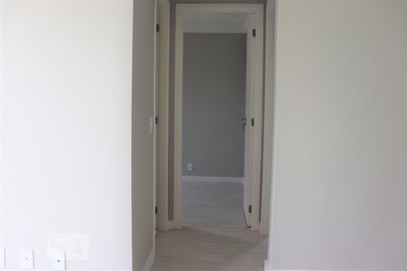 Corredor 2 de apartamento à venda com 2 quartos, 50m² em Vila Firmiano Pinto, São Paulo