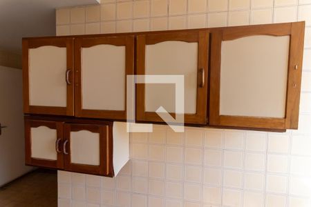 Apartamento para alugar com 68m², 3 quartos e 1 vagaCozinha - Armários