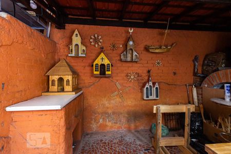 Casa à venda com 182m², 2 quartos e 2 vagasQuintal