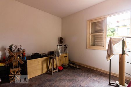 Casa à venda com 182m², 2 quartos e 2 vagasQuarto