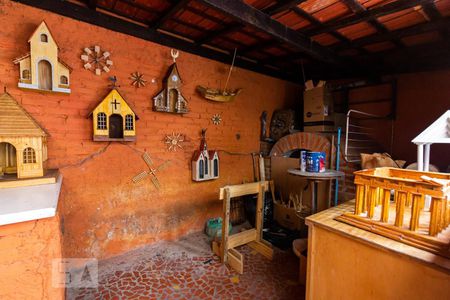 Casa à venda com 182m², 2 quartos e 2 vagasQuintal