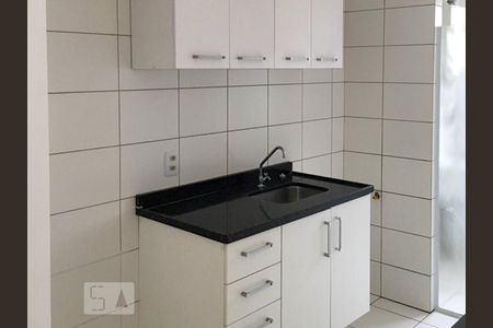 Cozinha de apartamento para alugar com 2 quartos, 51m² em Umuarama, Osasco