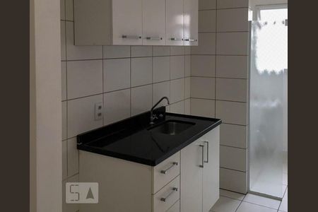 Cozinha de apartamento para alugar com 2 quartos, 51m² em Umuarama, Osasco