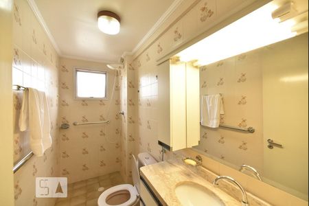 Banheiro de apartamento para alugar com 1 quarto, 46m² em Vila Carrao, São Paulo