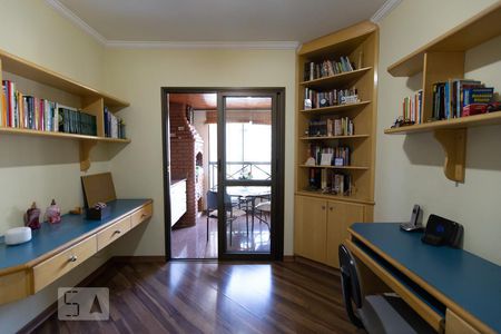 Apartamento à venda com 155m², 3 quartos e 3 vagasEscritório