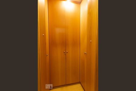 Apartamento à venda com 155m², 3 quartos e 3 vagasCloset