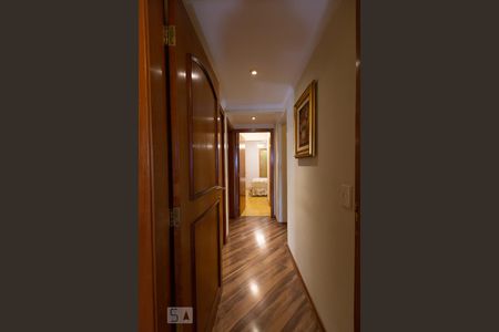 Apartamento à venda com 155m², 3 quartos e 3 vagasCorredor