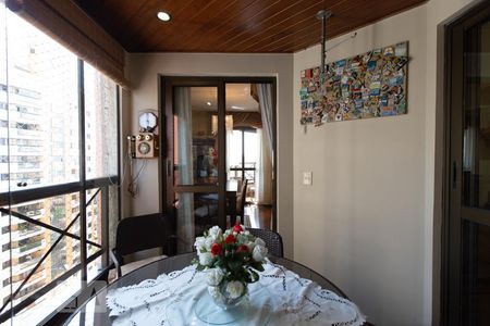 Apartamento à venda com 155m², 3 quartos e 3 vagasVaranda gourmet