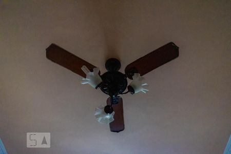 Sala de apartamento à venda com 2 quartos, 60m² em Irajá, Rio de Janeiro