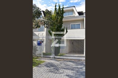 Casa para alugar com 157m², 3 quartos e 2 vagasFachada do imóvel