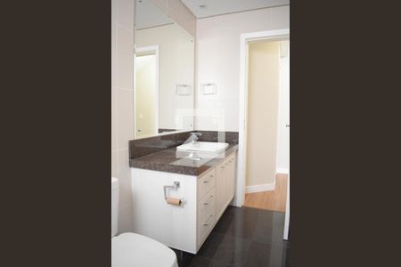 Casa para alugar com 157m², 3 quartos e 2 vagasBanheiro