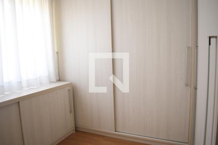 Closet suíte 1 de casa para alugar com 3 quartos, 157m² em Campo Comprido, Curitiba