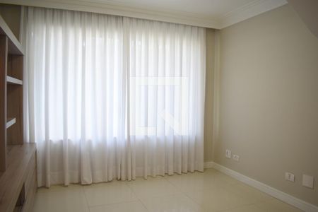 Sala  de casa para alugar com 3 quartos, 157m² em Campo Comprido, Curitiba