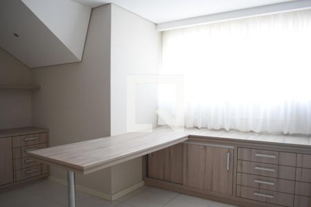 Casa para alugar com 157m², 3 quartos e 2 vagasEscritório