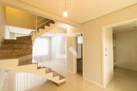 Sala de casa à venda com 3 quartos, 157m² em Campo Comprido, Curitiba