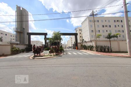 Apartamento à venda com 46m², 2 quartos e 1 vaga Apartamento à venda com 46m², 2 quartos e 1 vagaFachada do Condomínio