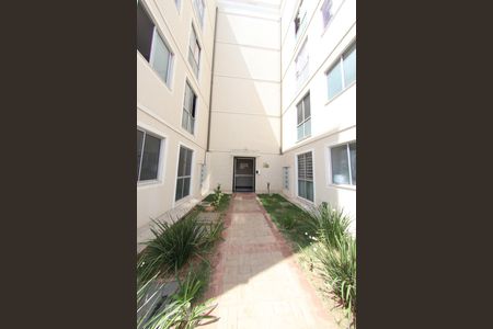 Apartamento à venda com 46m², 2 quartos e 1 vaga Apartamento à venda com 46m², 2 quartos e 1 vagaFachada do Bloco