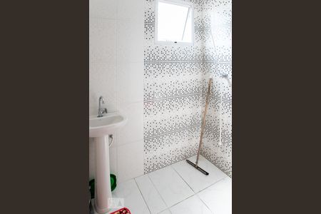 Casa à venda com 90m², 2 quartos e 3 vagas Casa à venda com 90m², 2 quartos e 3 vagasBanheiro suite 2