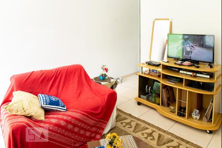 Sala de casa à venda com 2 quartos, 90m² em Cidade Patriarca, São Paulo