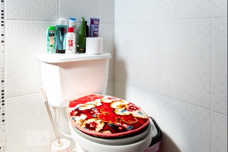 Casa à venda com 90m², 2 quartos e 3 vagas Casa à venda com 90m², 2 quartos e 3 vagasBanheiro suite 1