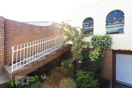 Casa à venda com 350m², 3 quartos e 4 vagasEntrada