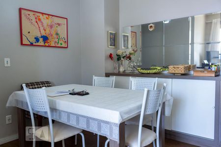 Apartamento à venda com 53m², 2 quartos e 1 vagaSala