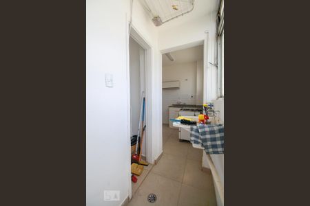 Apartamento para alugar com 73m², 2 quartos e sem vagaÁrea de serviço