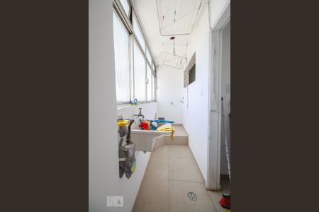 Apartamento para alugar com 73m², 2 quartos e sem vagaÁrea de serviço