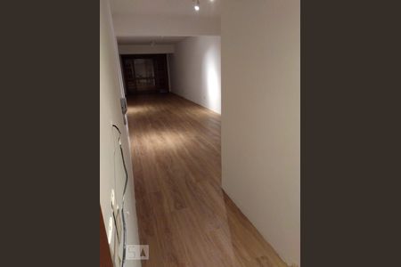 Entrada de kitnet/studio para alugar com 1 quarto, 37m² em Jardim Floresta, Porto Alegre