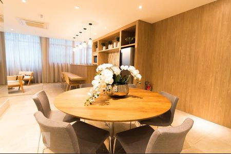 Apartamento à venda com 52m², 1 quarto e 1 vaga Apartamento à venda com 52m², 1 quarto e 1 vagaÁrea comum - Salão de festas