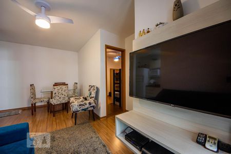 Sala  de apartamento à venda com 2 quartos, 48m² em Protásio Alves, Porto Alegre