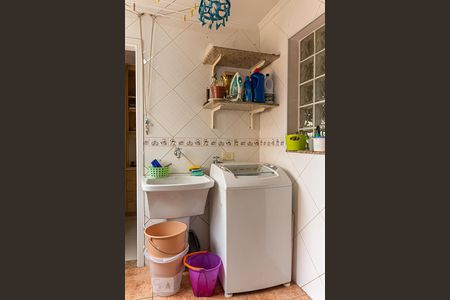 Apartamento à venda com 130m², 3 quartos e 1 vagaÁrea de Serviço