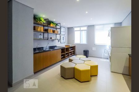 Apartamento à venda com 34m², 2 quartos e sem vagaÁrea comum - Lavanderia
