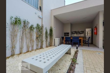 Apartamento à venda com 34m², 2 quartos e sem vagaÁrea comum - Churrasqueira