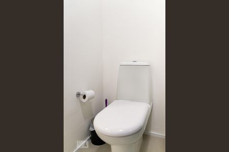 Banheiro de kitnet/studio para alugar com 1 quarto, 35m² em Consolação, São Paulo