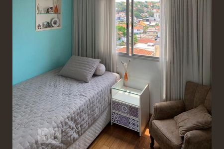 Apartamento à venda com 115m², 3 quartos e 2 vagasQuarto