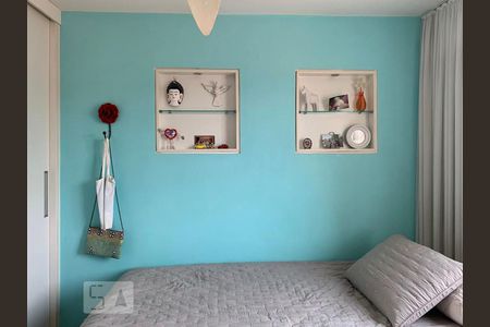 Apartamento à venda com 115m², 3 quartos e 2 vagasQuarto